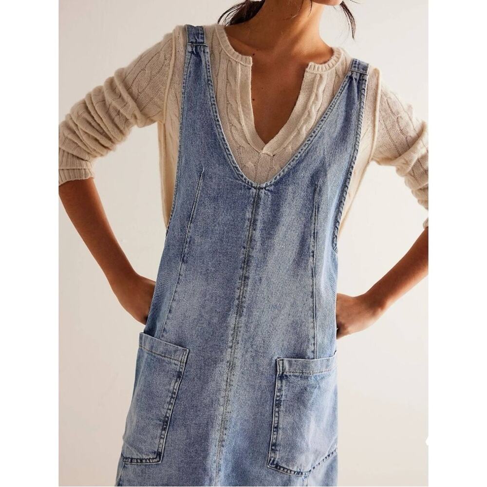 We The Free Light Wash Denim Pinafore Mini Dress Re-Posh - Picture 2 of 15